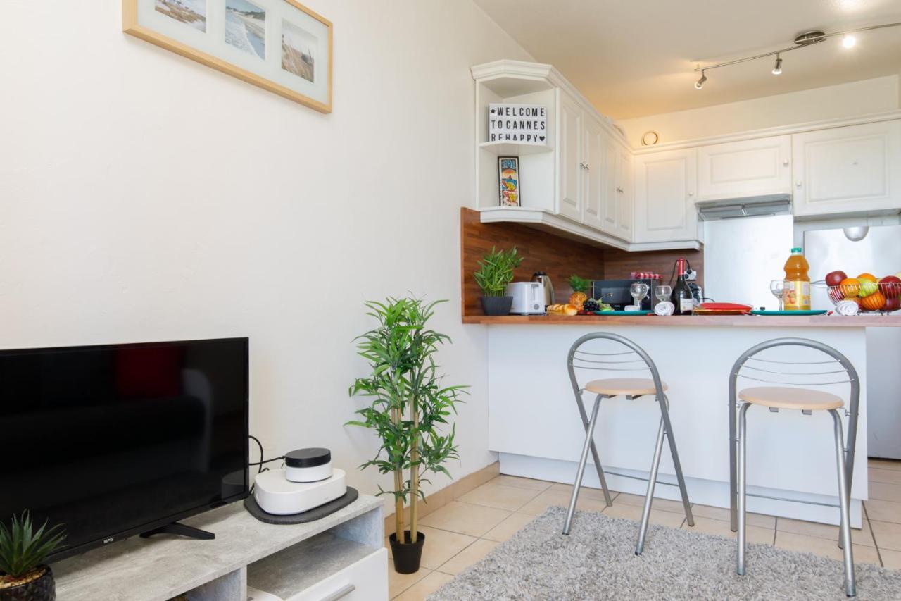 Sea Side Yourhosthelper Cannes Bagian luar foto